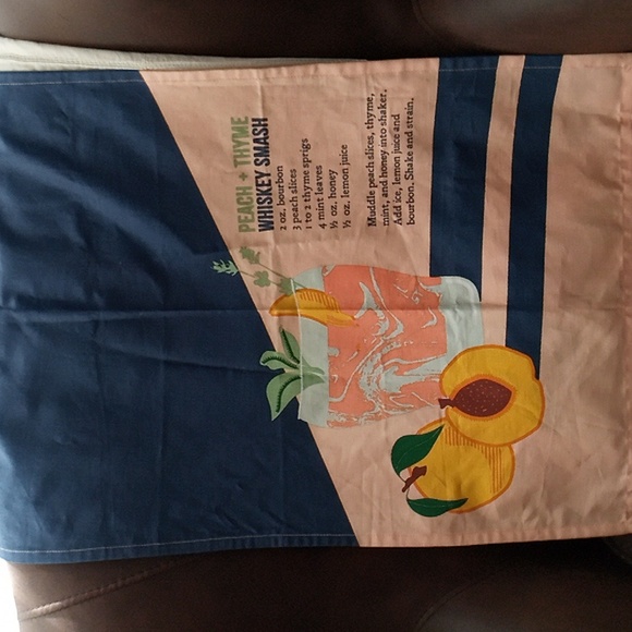 Tag Peach + Thyme Whiskey Smash Cotton Tea Towel - Picture 1 of 2